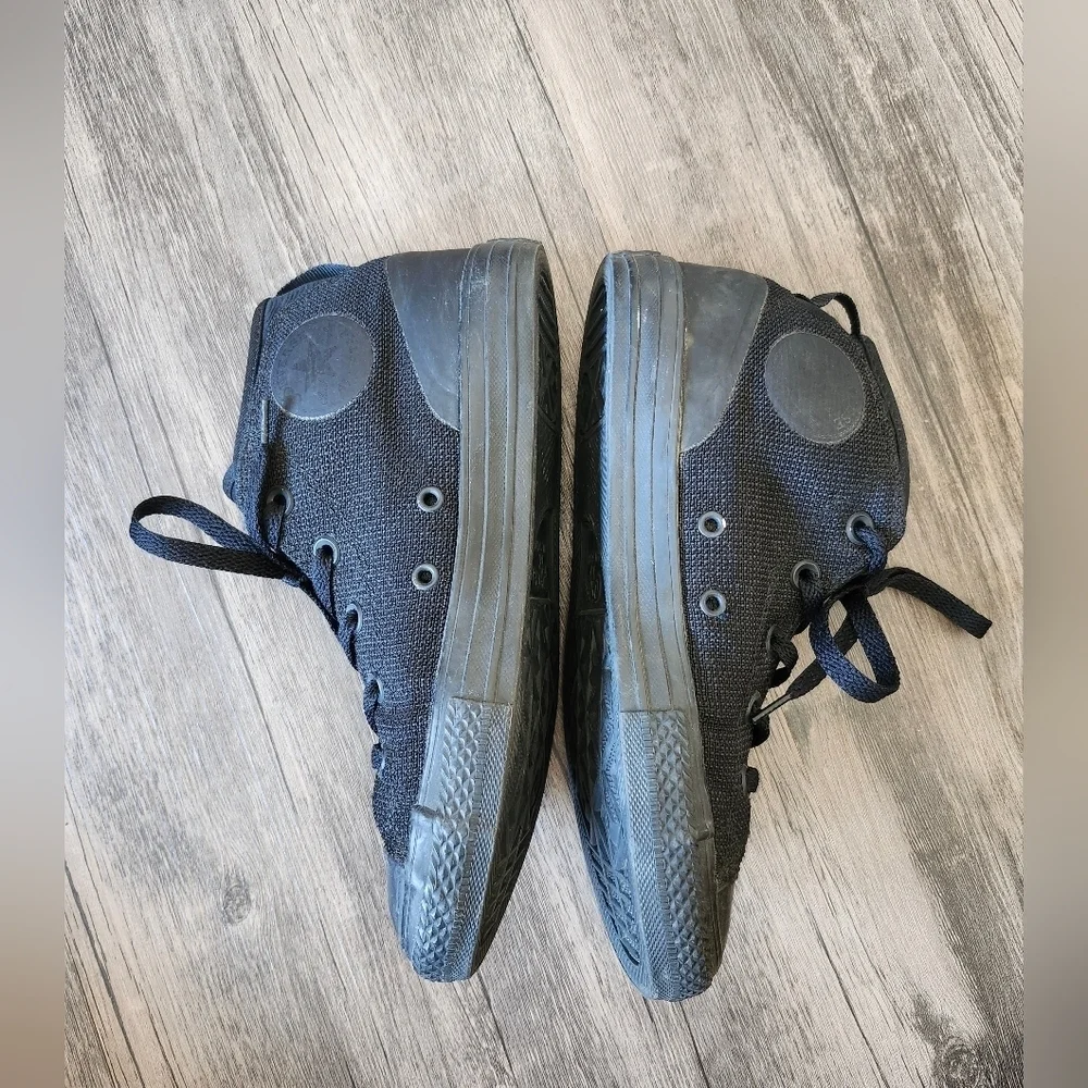 Converse Chunk Taylor All Star Triple Black Syde Street Mid Sneakers